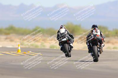 media/Sep-25-2023-Moto Forza (Mon) [[81ffa65e0a]]/B-C Group/Session 3 (Turn 16)/